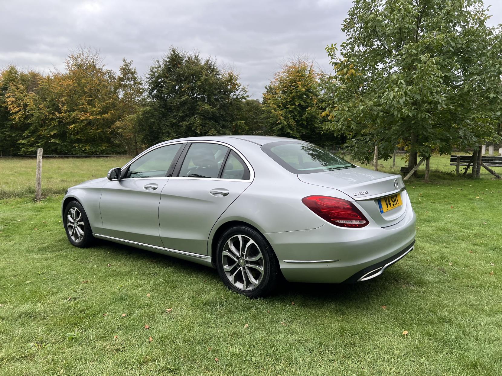 Mercedes-Benz C Class 2.0 C200 Sport Saloon 4dr Petrol 7G-Tronic+ Euro 6 (s/s) (184 ps)