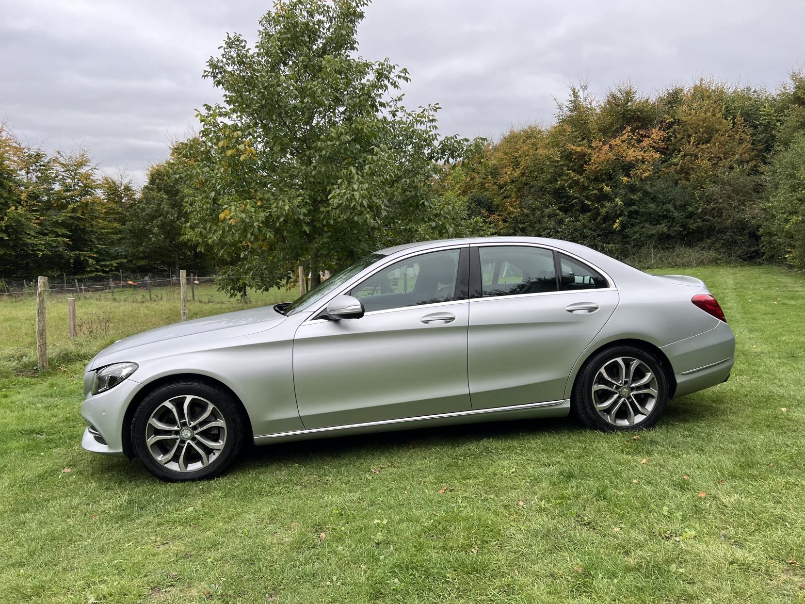 Mercedes-Benz C Class 2.0 C200 Sport Saloon 4dr Petrol 7G-Tronic+ Euro 6 (s/s) (184 ps)