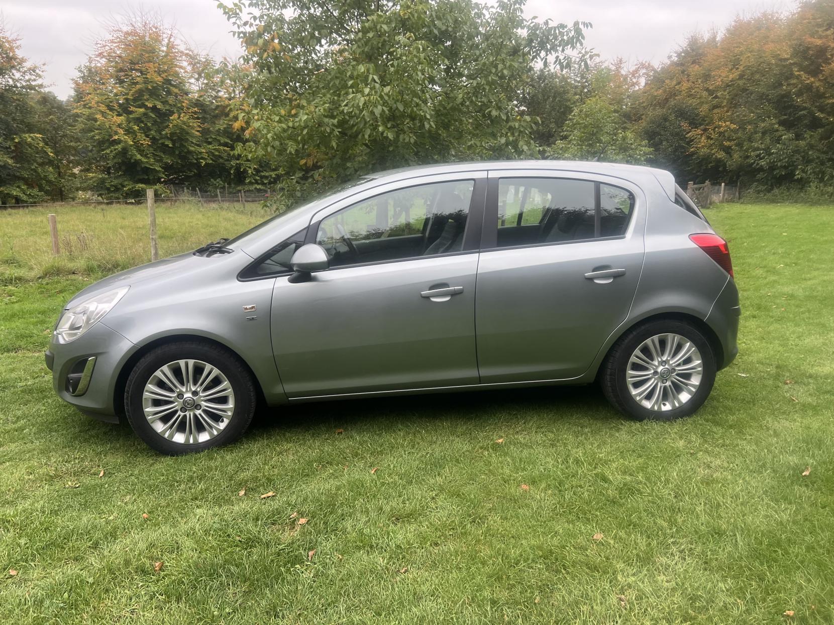 Vauxhall Corsa 1.4 16V SE Hatchback 5dr Petrol Auto Euro 5 (100 ps)
