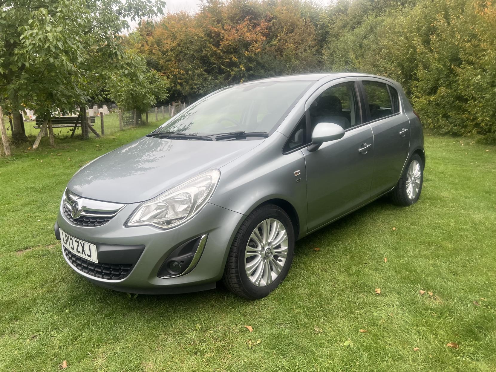 Vauxhall Corsa 1.4 16V SE Hatchback 5dr Petrol Auto Euro 5 (100 ps)