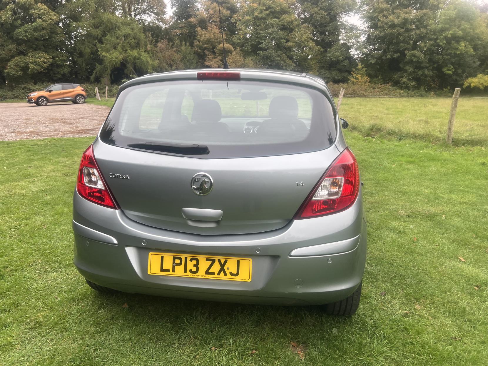 Vauxhall Corsa 1.4 16V SE Hatchback 5dr Petrol Auto Euro 5 (100 ps)