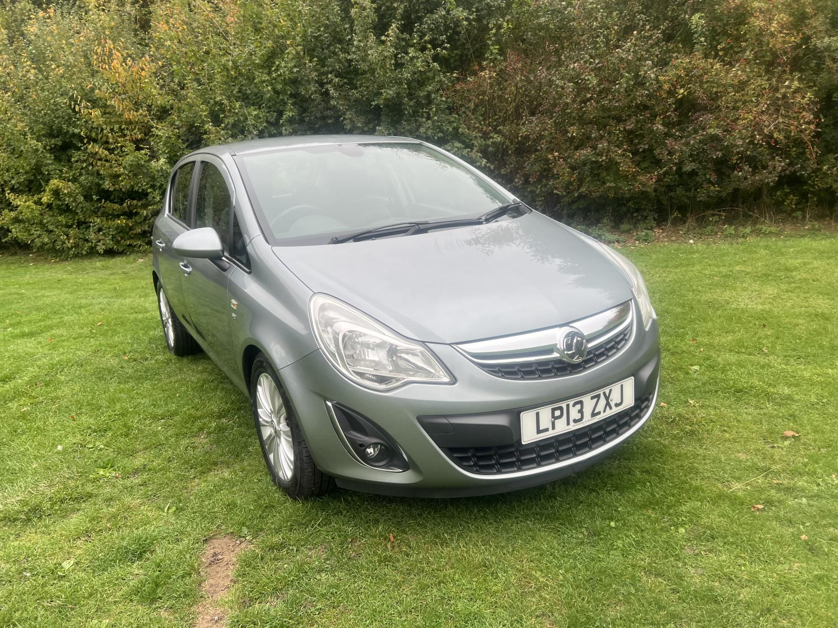 Vauxhall Corsa 1.4 16V SE Hatchback 5dr Petrol Auto Euro 5 (100 ps)