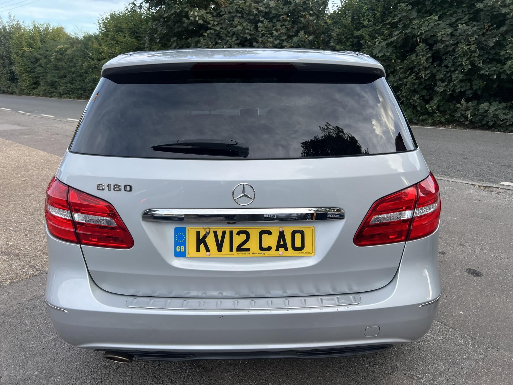 Mercedes-Benz B Class 1.6 B180 BlueEfficiency Sport MPV 5dr Petrol 7G-DCT Euro 5 (s/s) (122 ps)