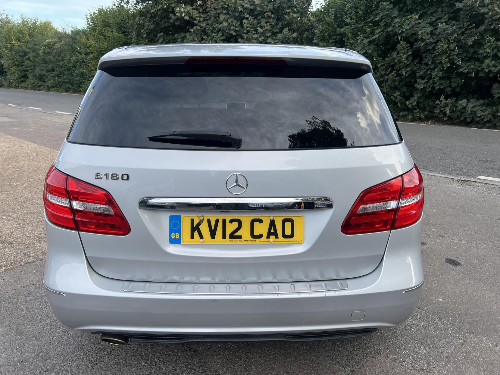 Mercedes-Benz B Class 1.6 B180 BlueEfficiency Sport MPV 5dr Petrol 7G-DCT Euro 5 (s/s) (122 ps)