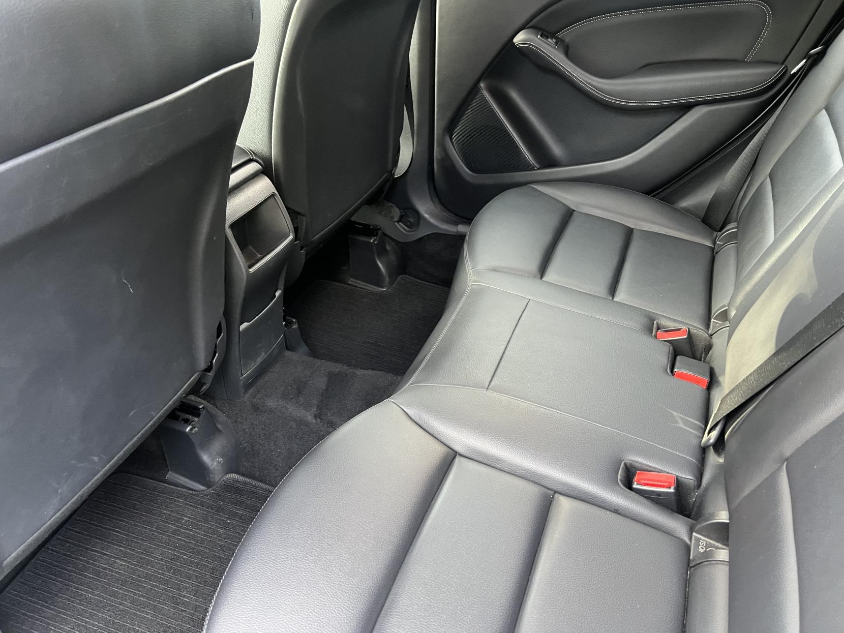Mercedes-Benz B Class 1.6 B180 BlueEfficiency Sport MPV 5dr Petrol 7G-DCT Euro 5 (s/s) (122 ps)