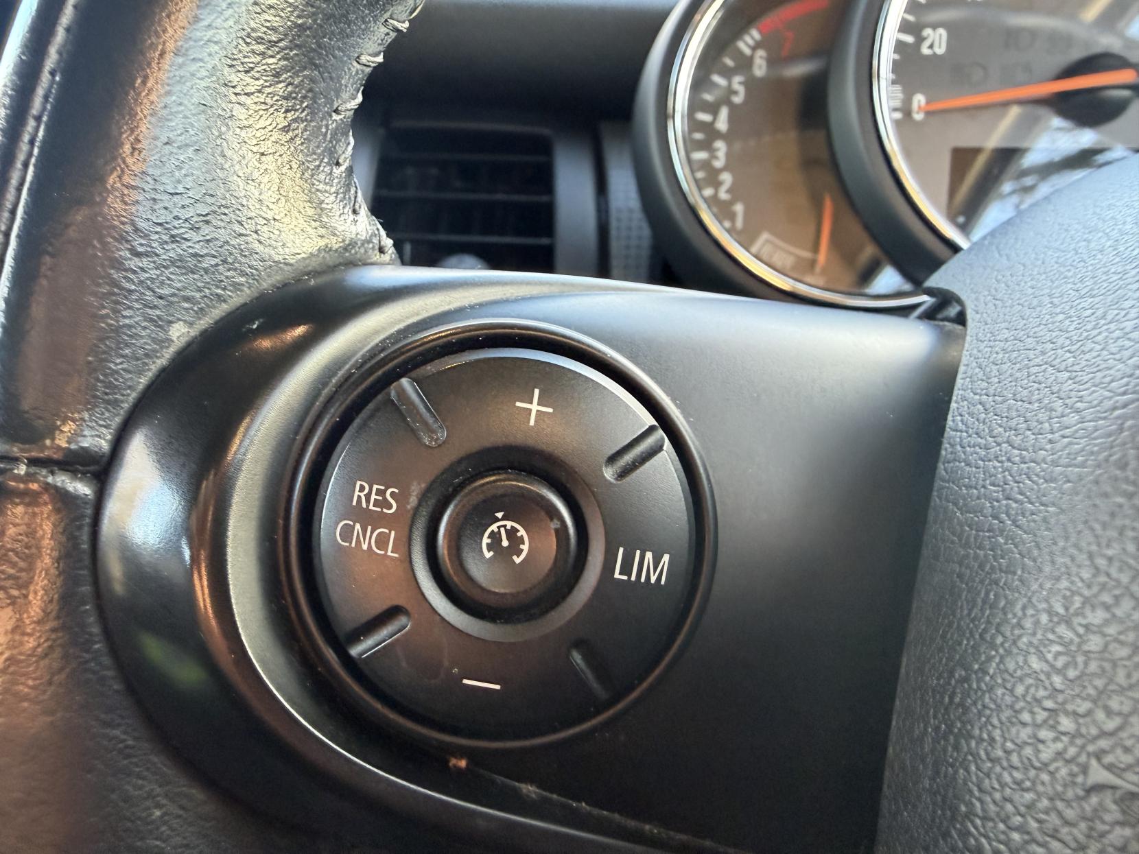 MINI Hatch 1.5 Cooper Hatchback 3dr Petrol Manual Euro 6 (s/s) (136 ps)