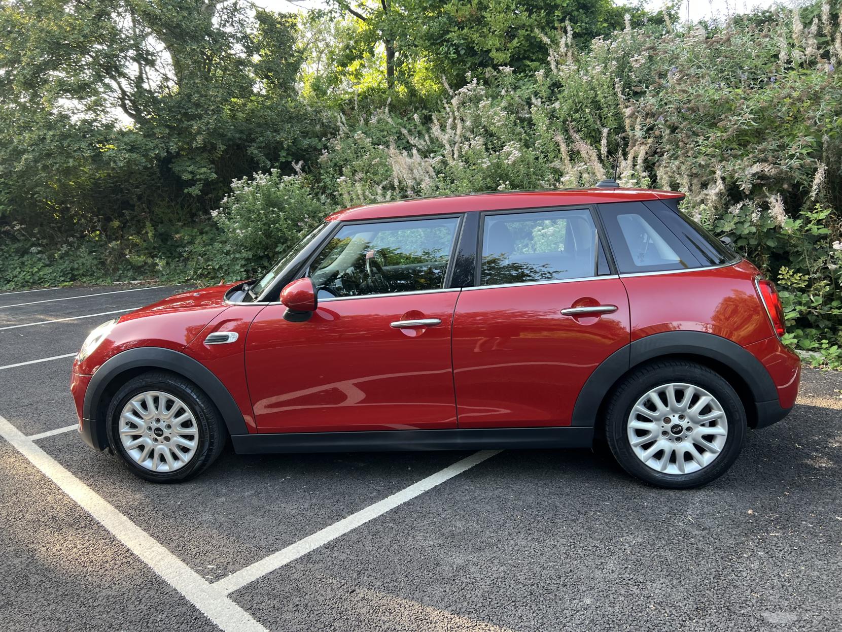 MINI Hatch 1.5 Cooper Hatchback 5dr Petrol Manual Euro 6 (s/s) (136 ps)
