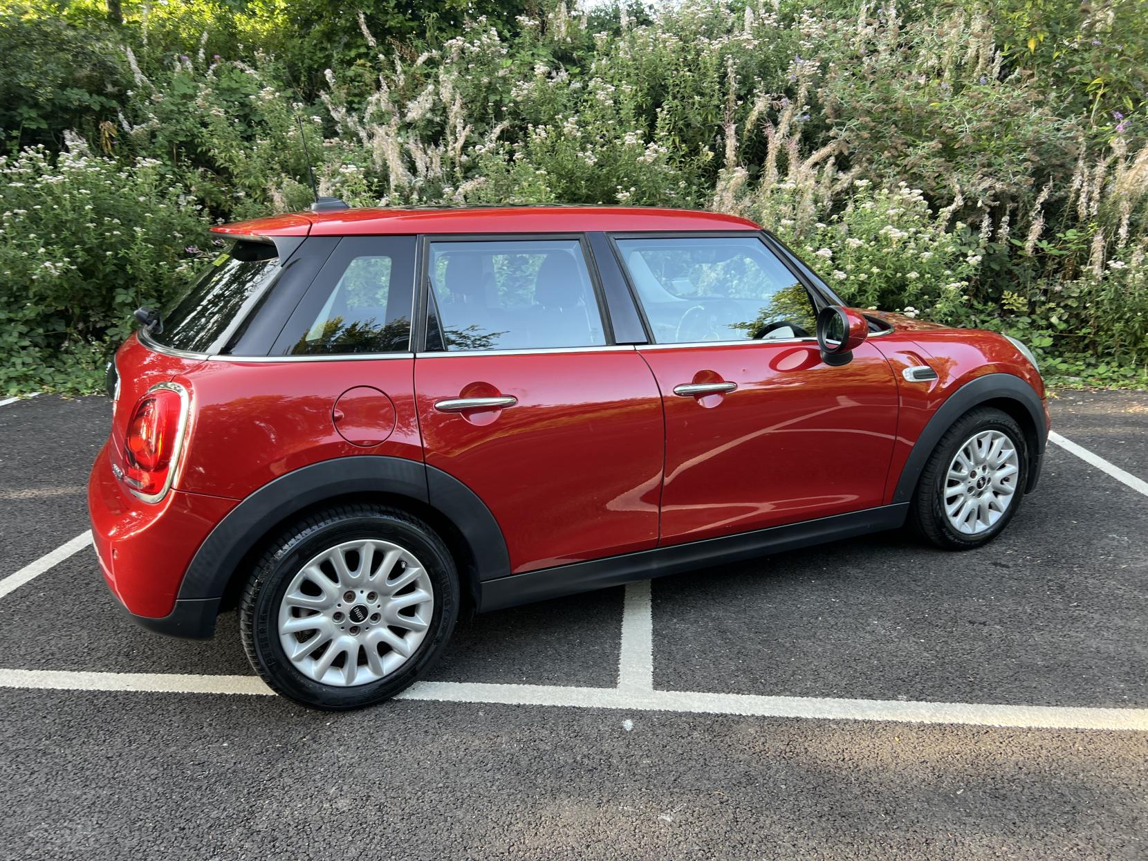 MINI Hatch 1.5 Cooper Hatchback 5dr Petrol Manual Euro 6 (s/s) (136 ps)