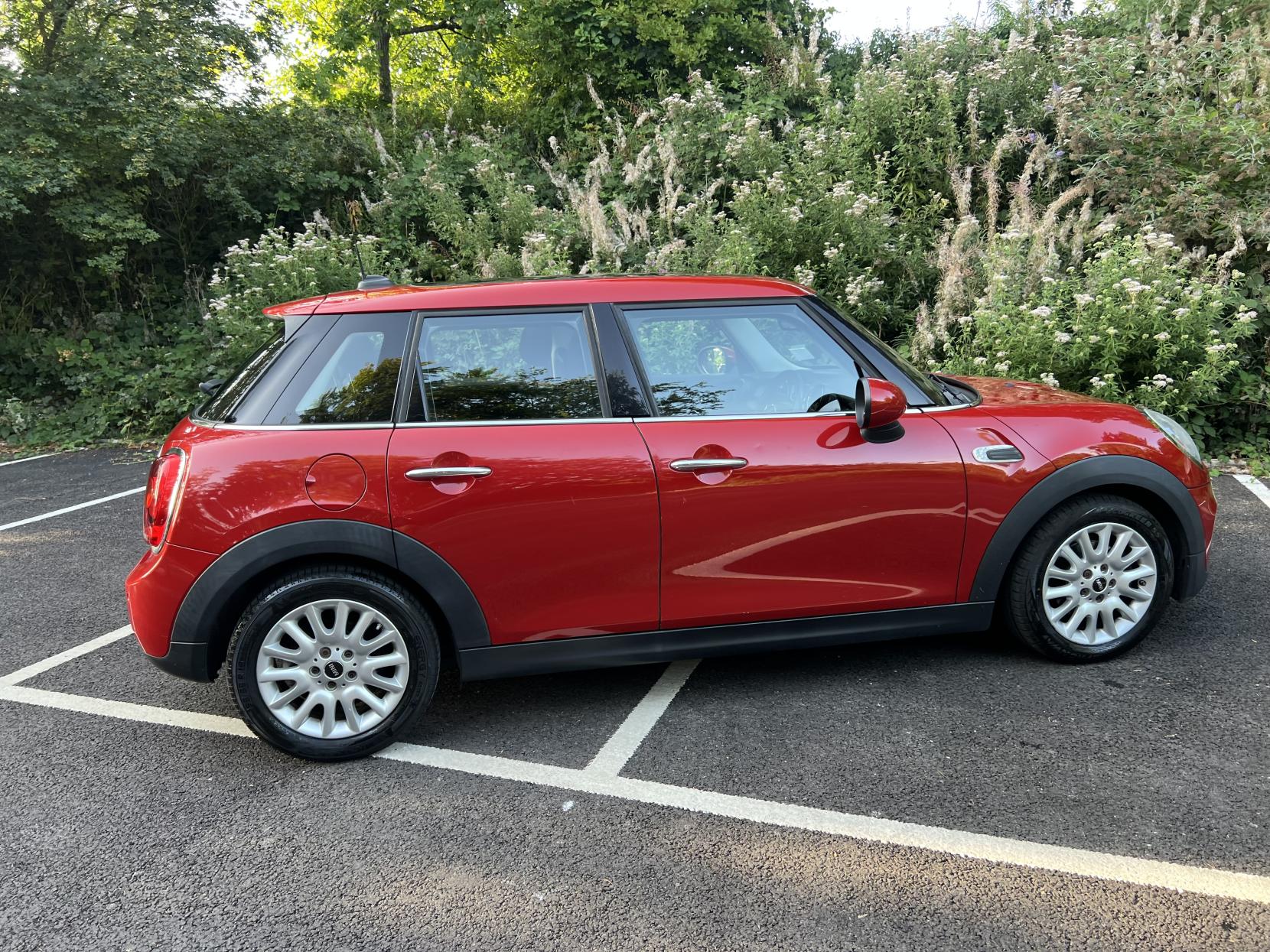 MINI Hatch 1.5 Cooper Hatchback 5dr Petrol Manual Euro 6 (s/s) (136 ps)