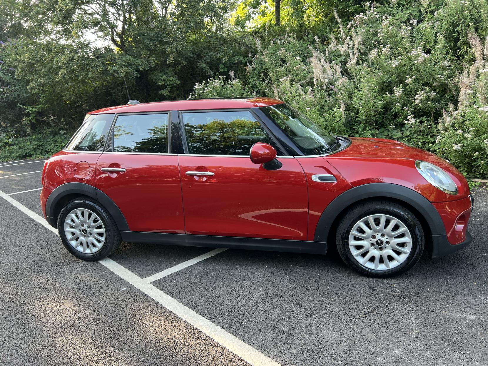 MINI Hatch 1.5 Cooper Hatchback 5dr Petrol Manual Euro 6 (s/s) (136 ps)