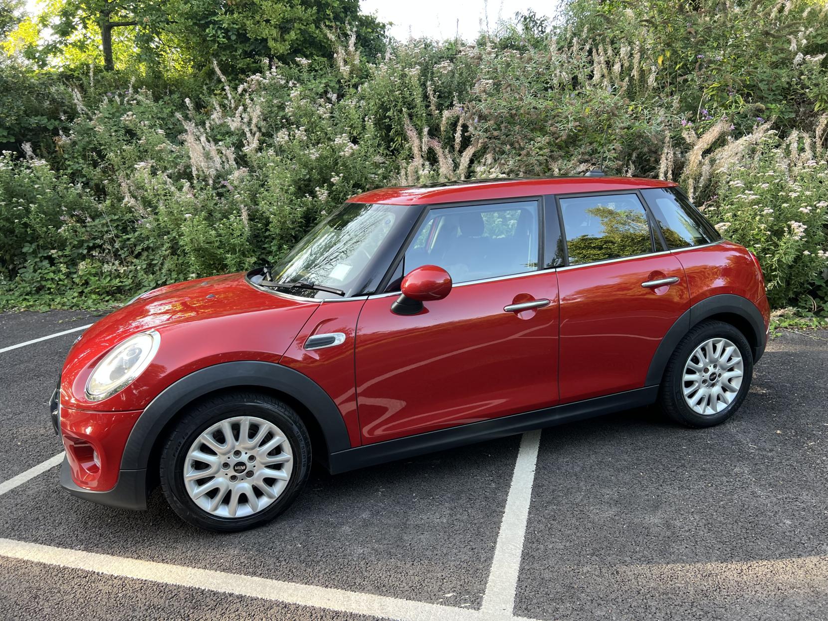 MINI Hatch 1.5 Cooper Hatchback 5dr Petrol Manual Euro 6 (s/s) (136 ps)
