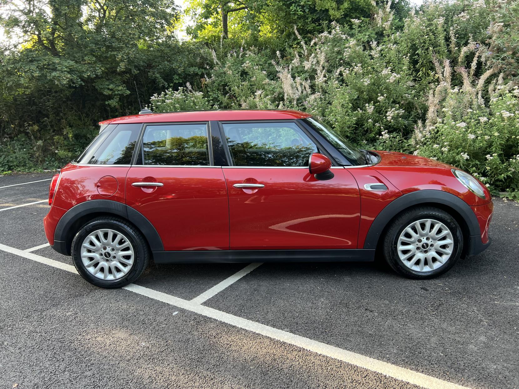 MINI Hatch 1.5 Cooper Hatchback 5dr Petrol Manual Euro 6 (s/s) (136 ps)