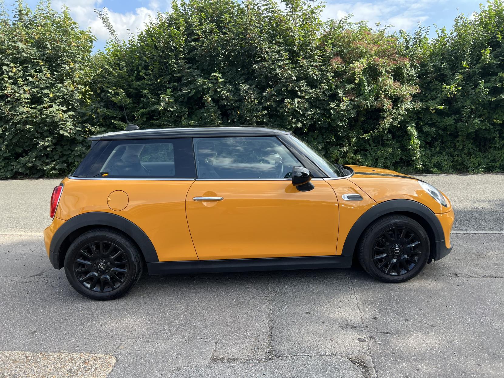 MINI Hatch 1.5 Cooper Hatchback 3dr Petrol Manual Euro 6 (s/s) (136 ps)