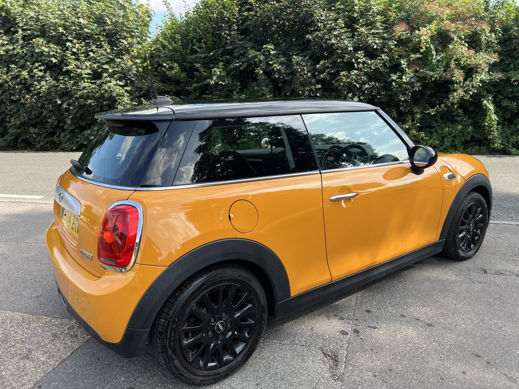 MINI Hatch 1.5 Cooper Hatchback 3dr Petrol Manual Euro 6 (s/s) (136 ps)