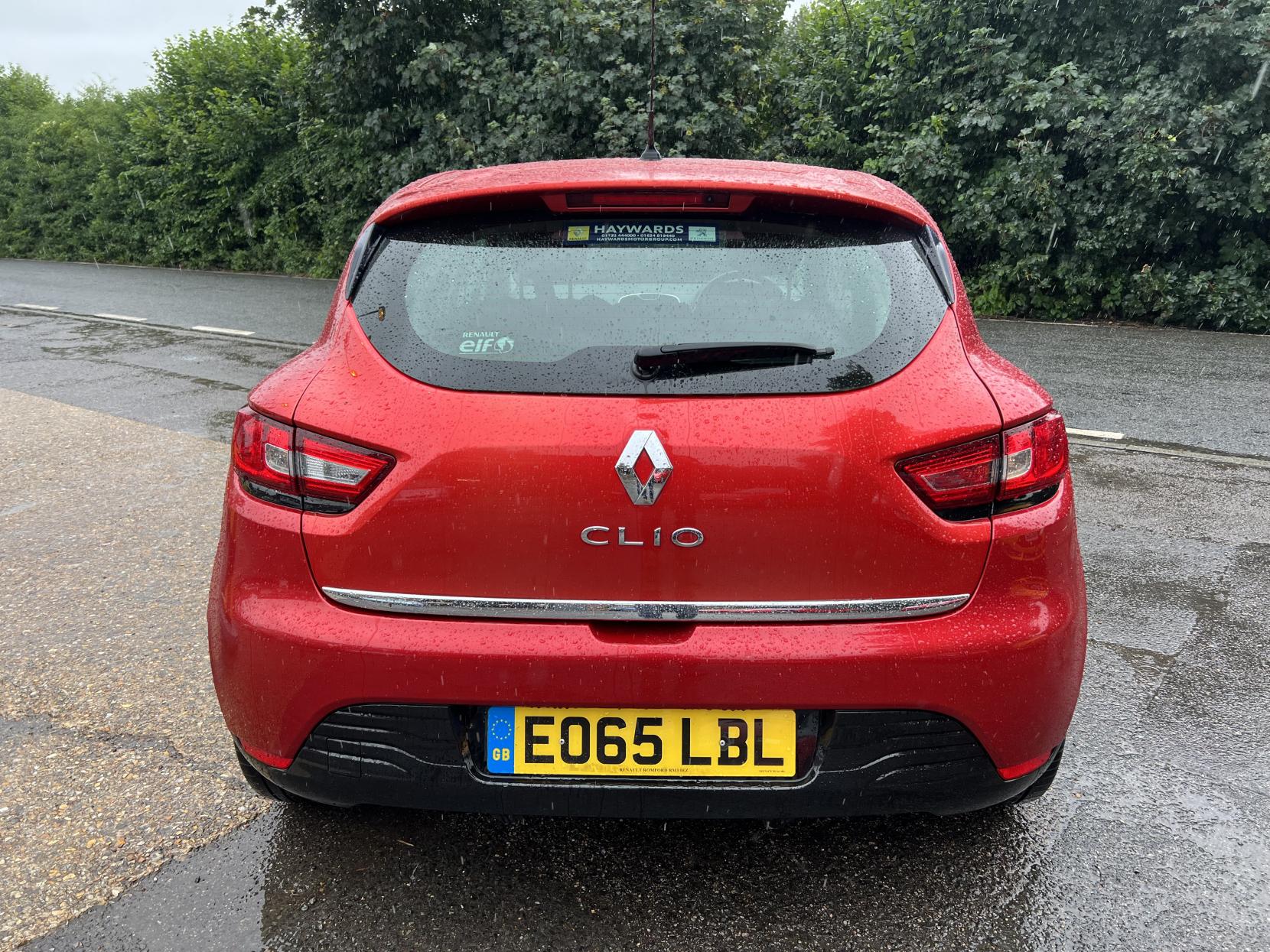 Renault Clio 1.2 16V Dynamique Nav Hatchback 5dr Petrol Manual Euro 6 (75 ps)