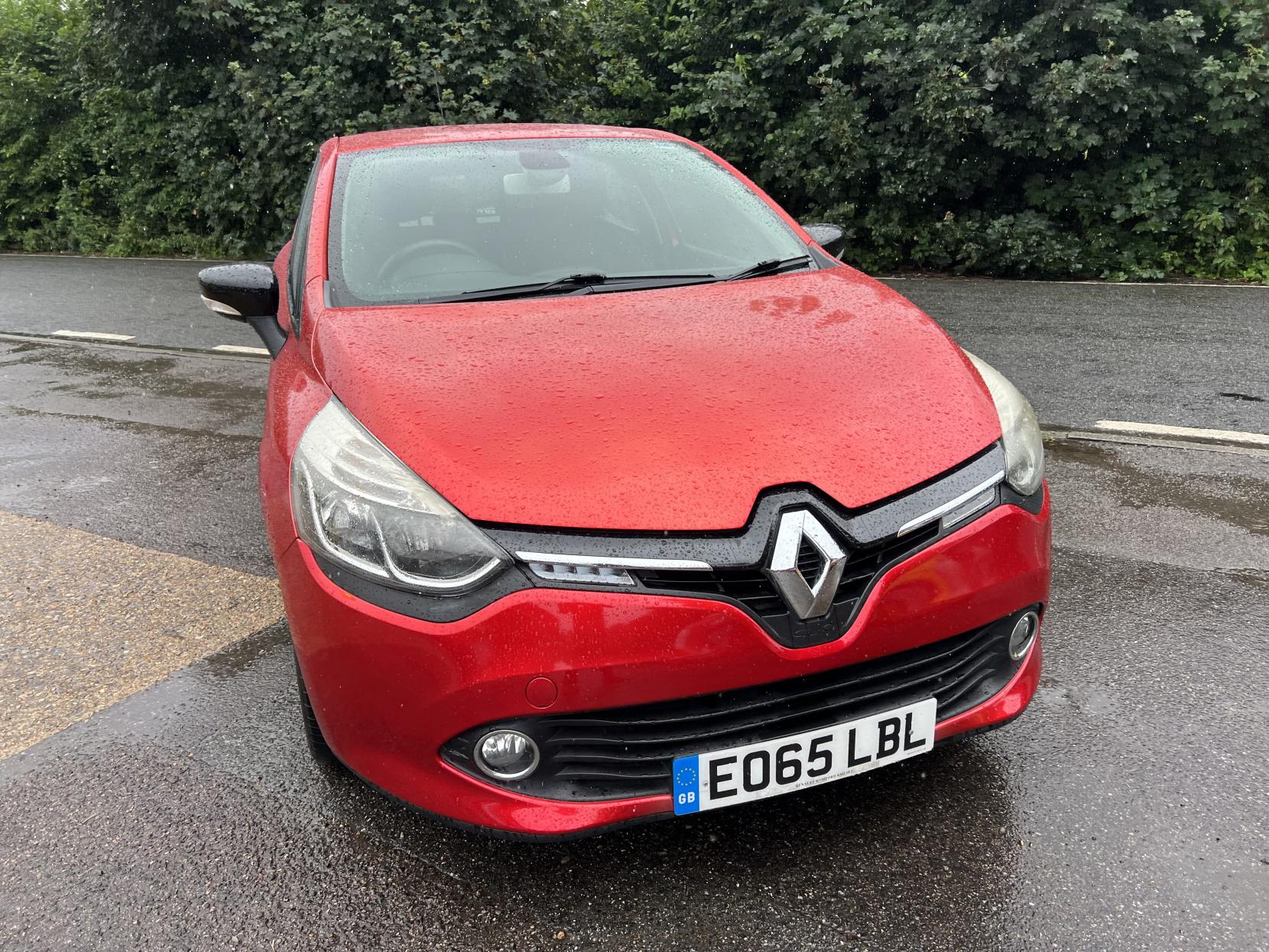 Renault Clio 1.2 16V Dynamique Nav Hatchback 5dr Petrol Manual Euro 6 (75 ps)