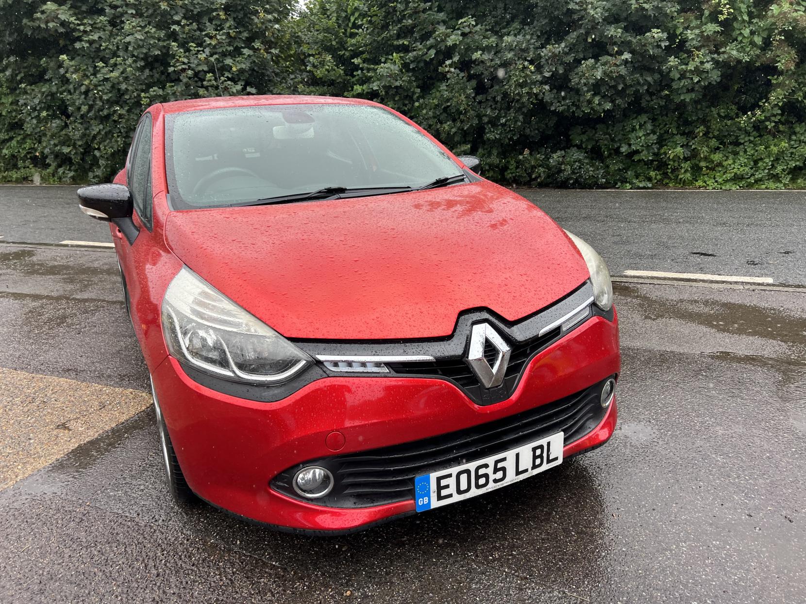 Renault Clio 1.2 16V Dynamique Nav Hatchback 5dr Petrol Manual Euro 6 (75 ps)