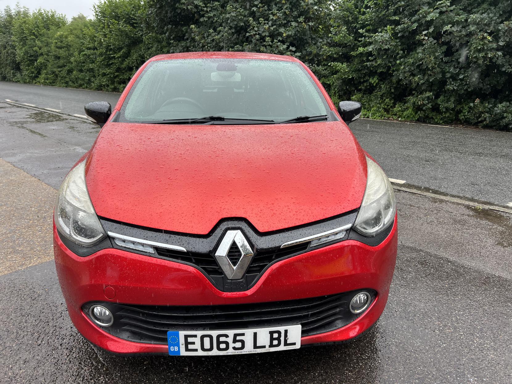 Renault Clio 1.2 16V Dynamique Nav Hatchback 5dr Petrol Manual Euro 6 (75 ps)