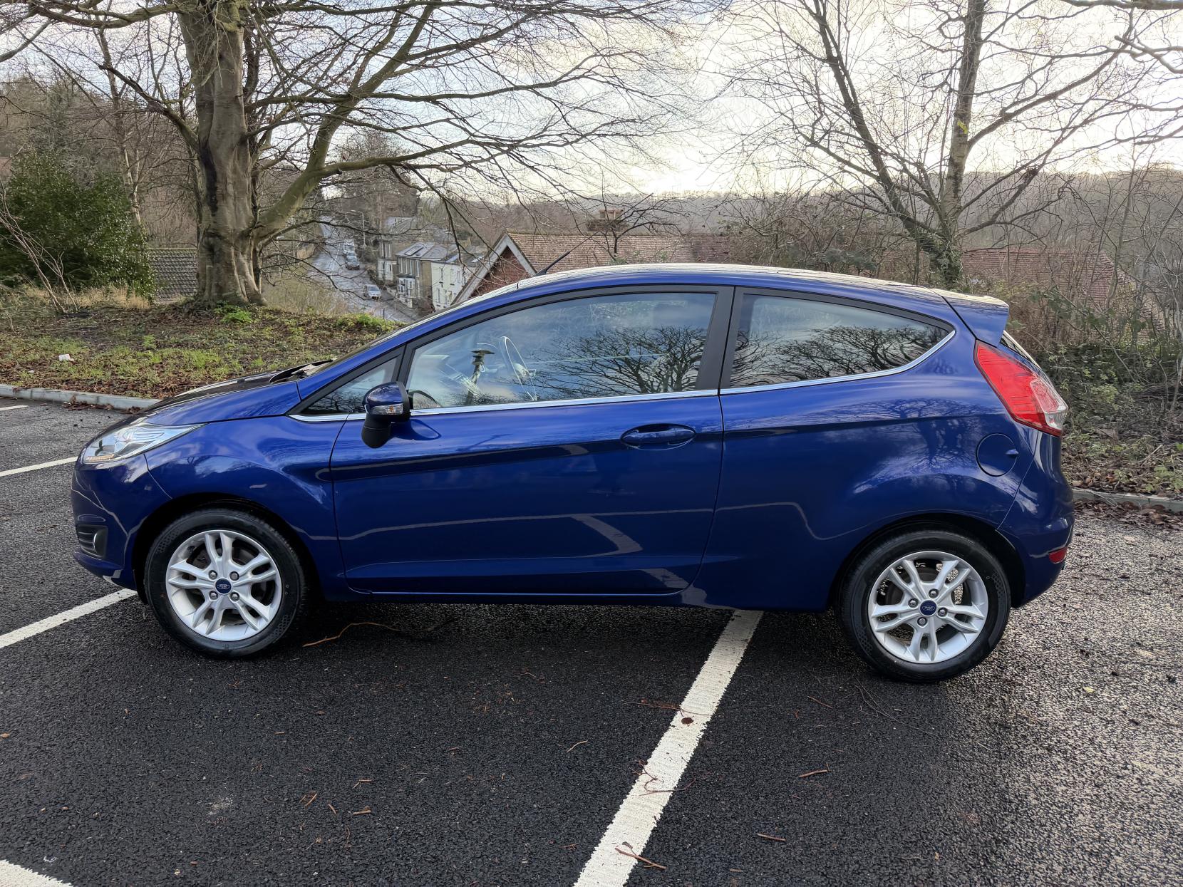 Ford Fiesta 1.25 Zetec Hatchback 3dr Petrol Manual Euro 6 (82 ps)