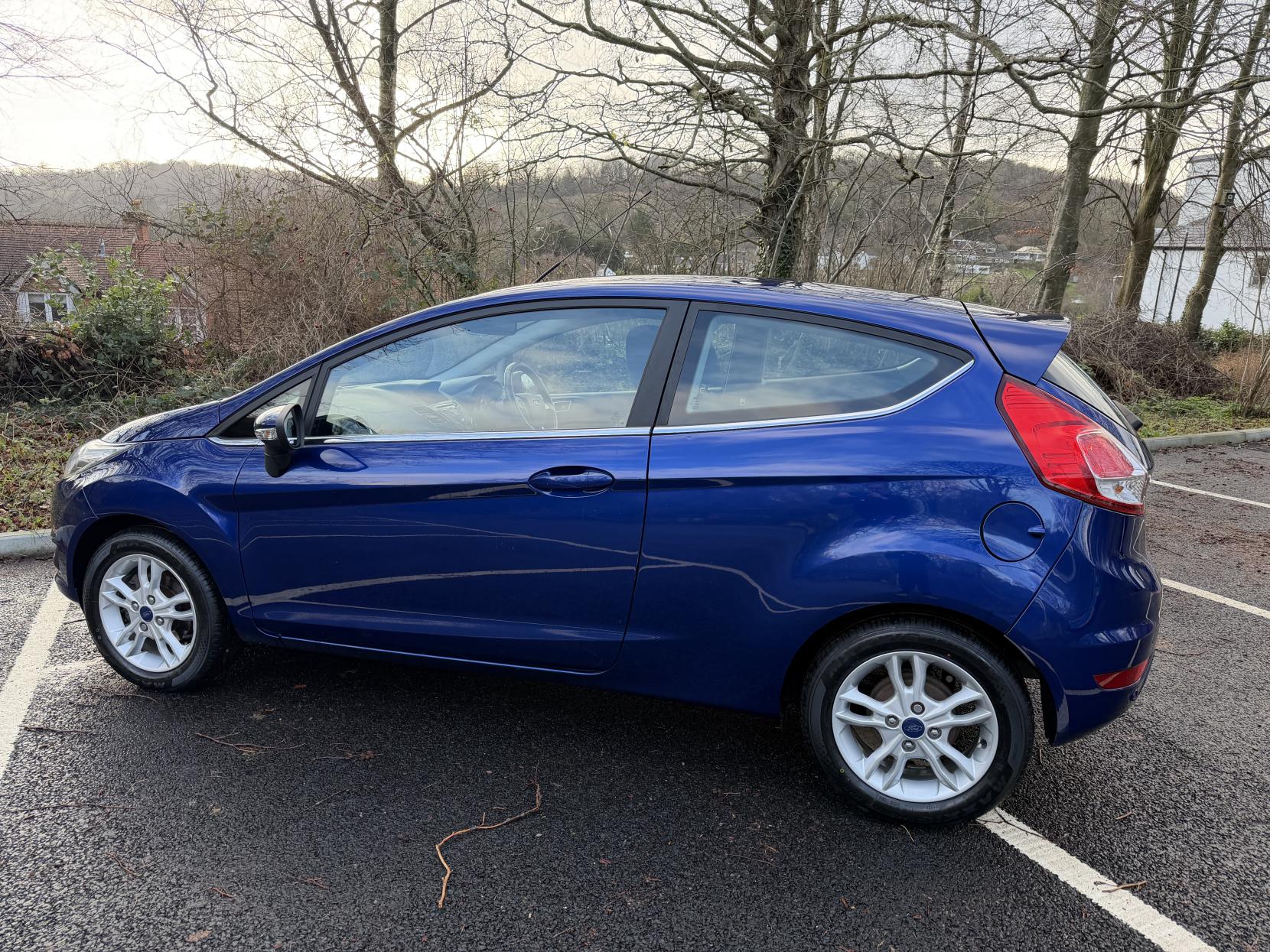Ford Fiesta 1.25 Zetec Hatchback 3dr Petrol Manual Euro 6 (82 ps)