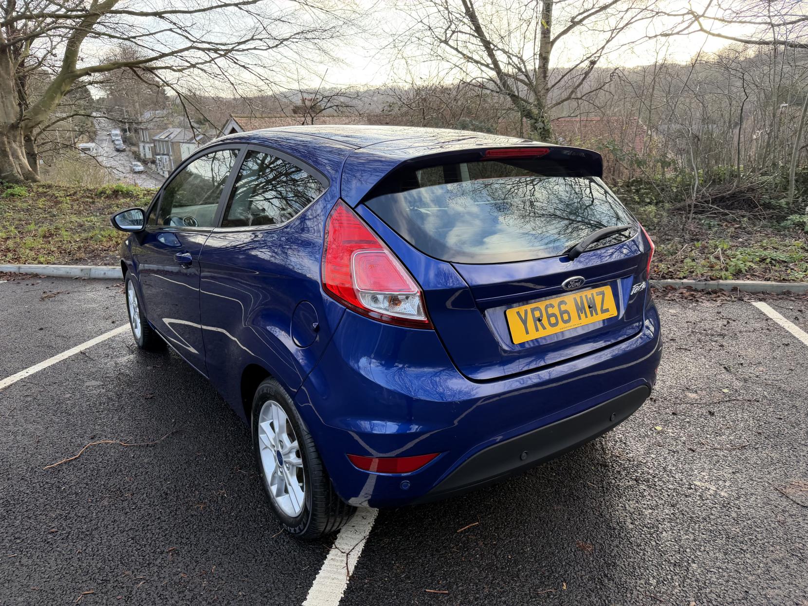 Ford Fiesta 1.25 Zetec Hatchback 3dr Petrol Manual Euro 6 (82 ps)