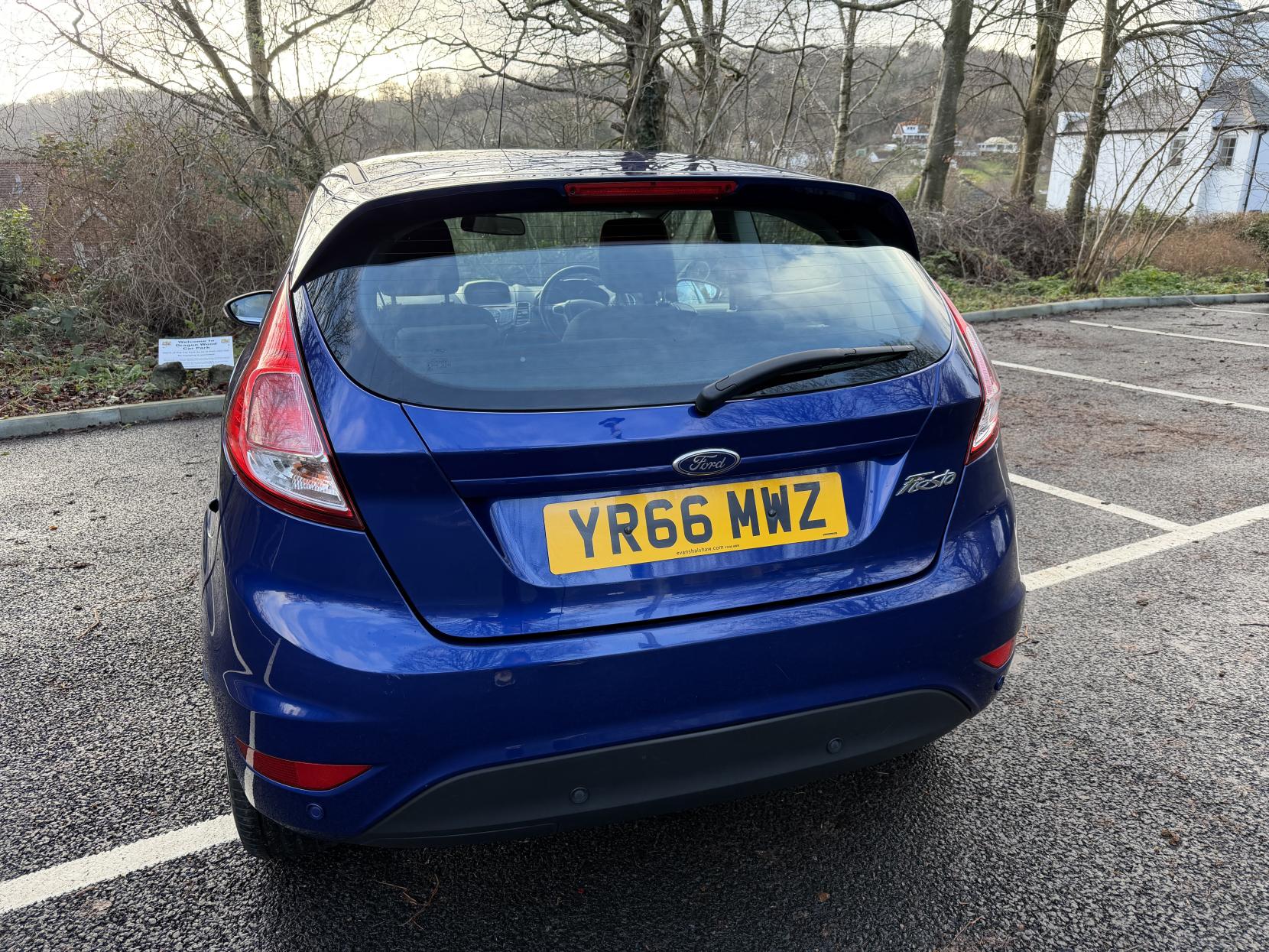 Ford Fiesta 1.25 Zetec Hatchback 3dr Petrol Manual Euro 6 (82 ps)