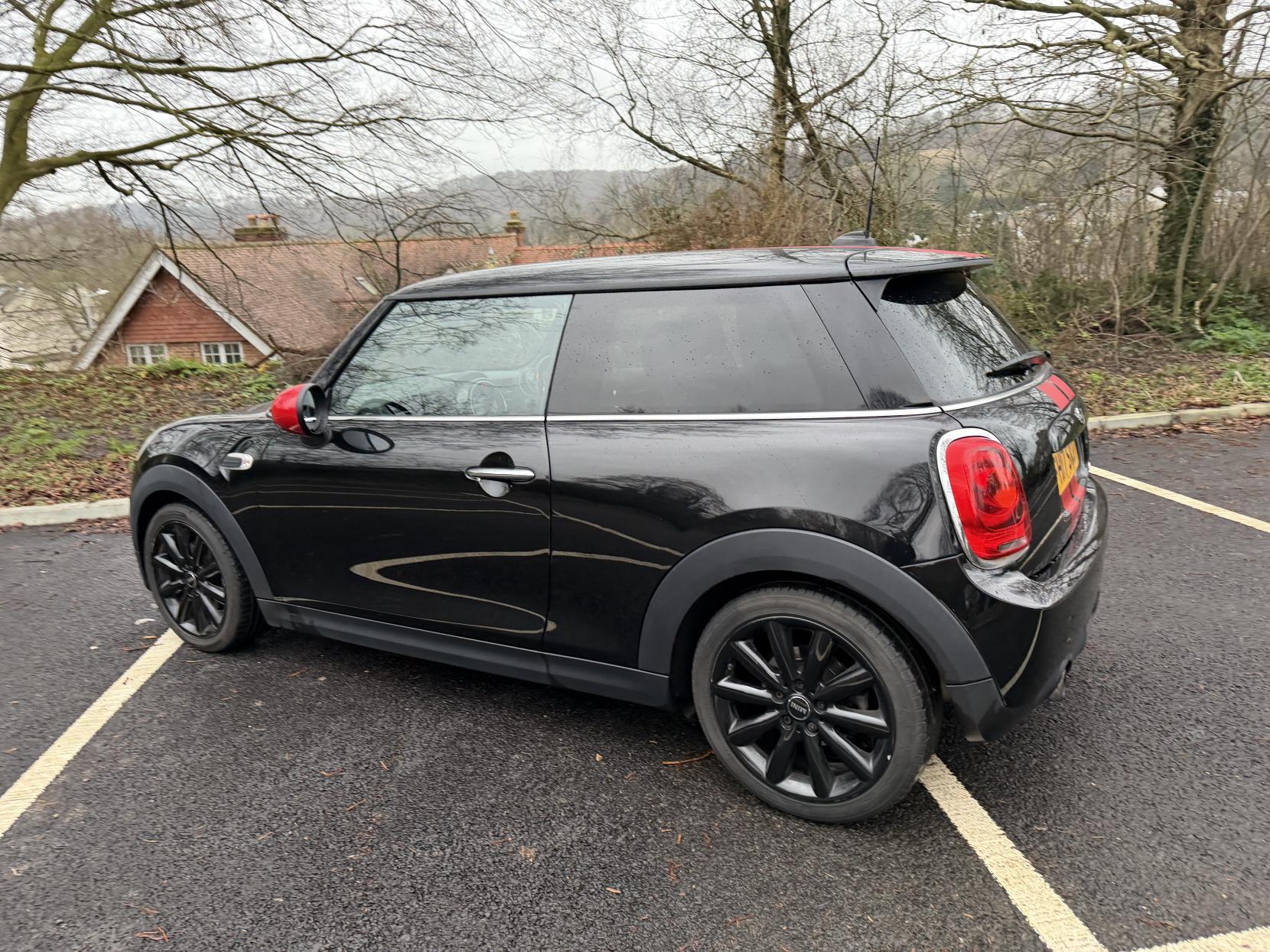 MINI Hatch 1.5 Cooper Hatchback 3dr Petrol Manual Euro 6 (s/s) (136 ps)