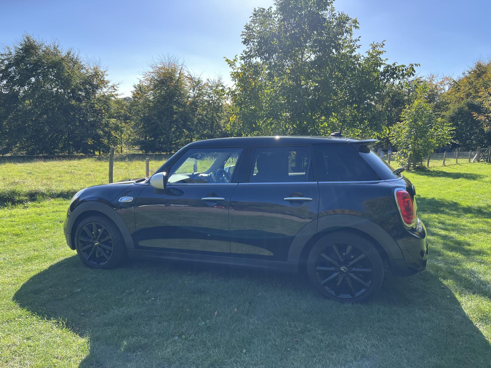 MINI Hatch 2.0 Cooper S Hatchback 5dr Petrol Manual Euro 6 (s/s) (192 ps)