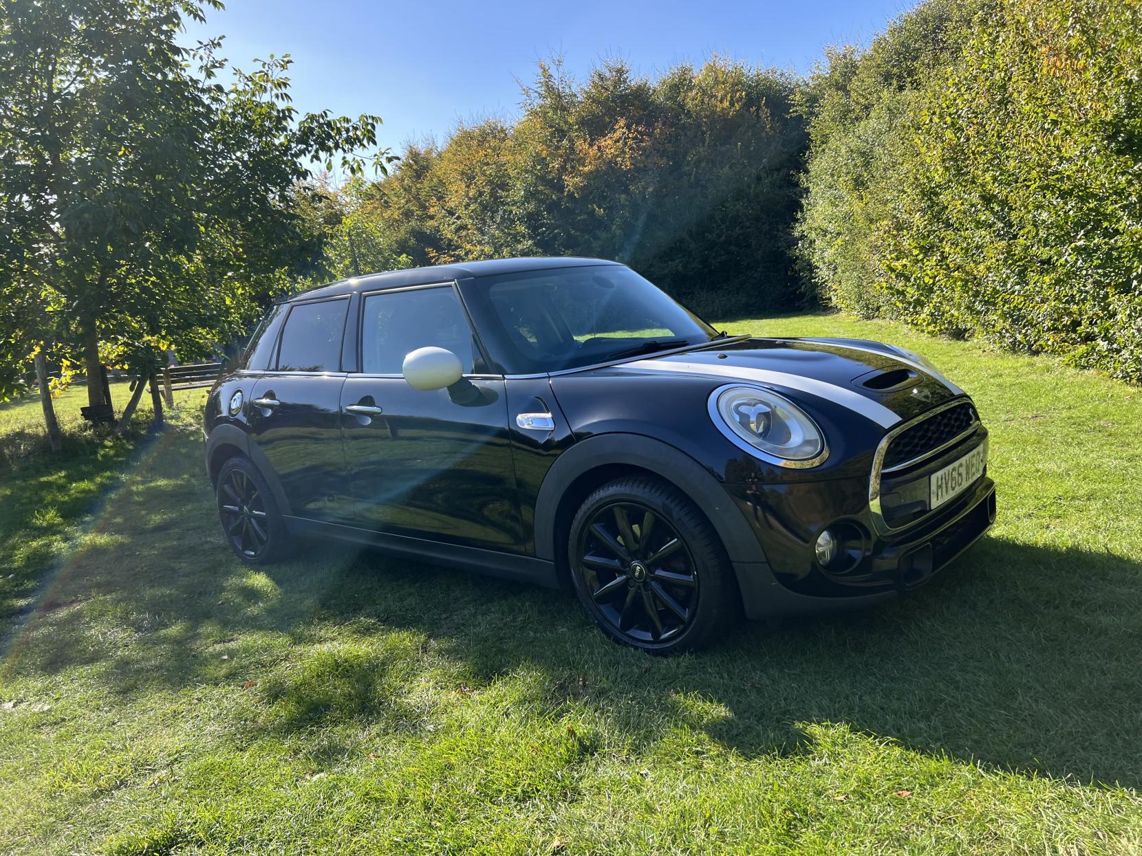 MINI Hatch 2.0 Cooper S Hatchback 5dr Petrol Manual Euro 6 (s/s) (192 ps)