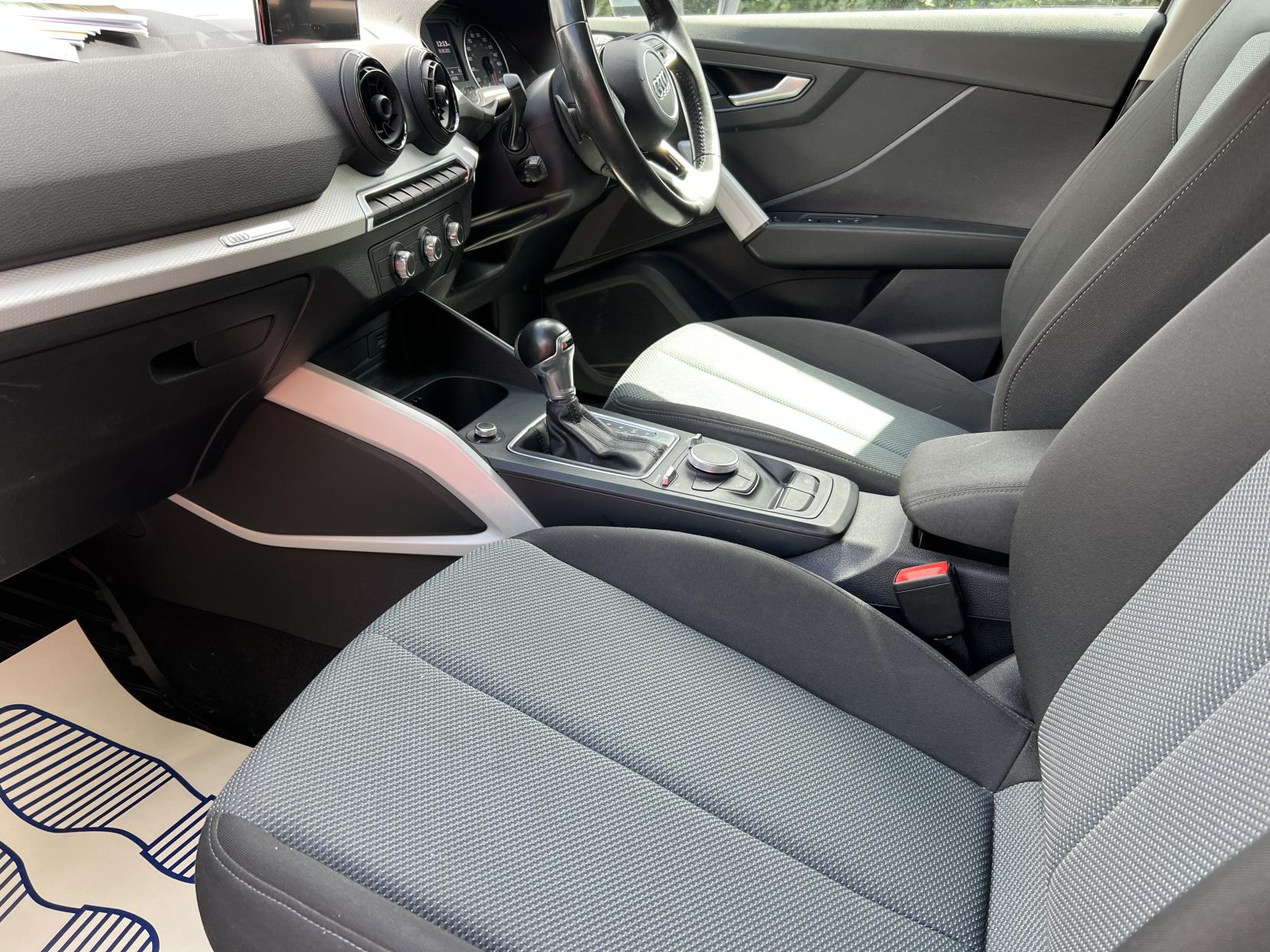 Audi Q2 1.4 TFSI CoD SE SUV 5dr Petrol S Tronic Euro 6 (s/s) (150 ps)