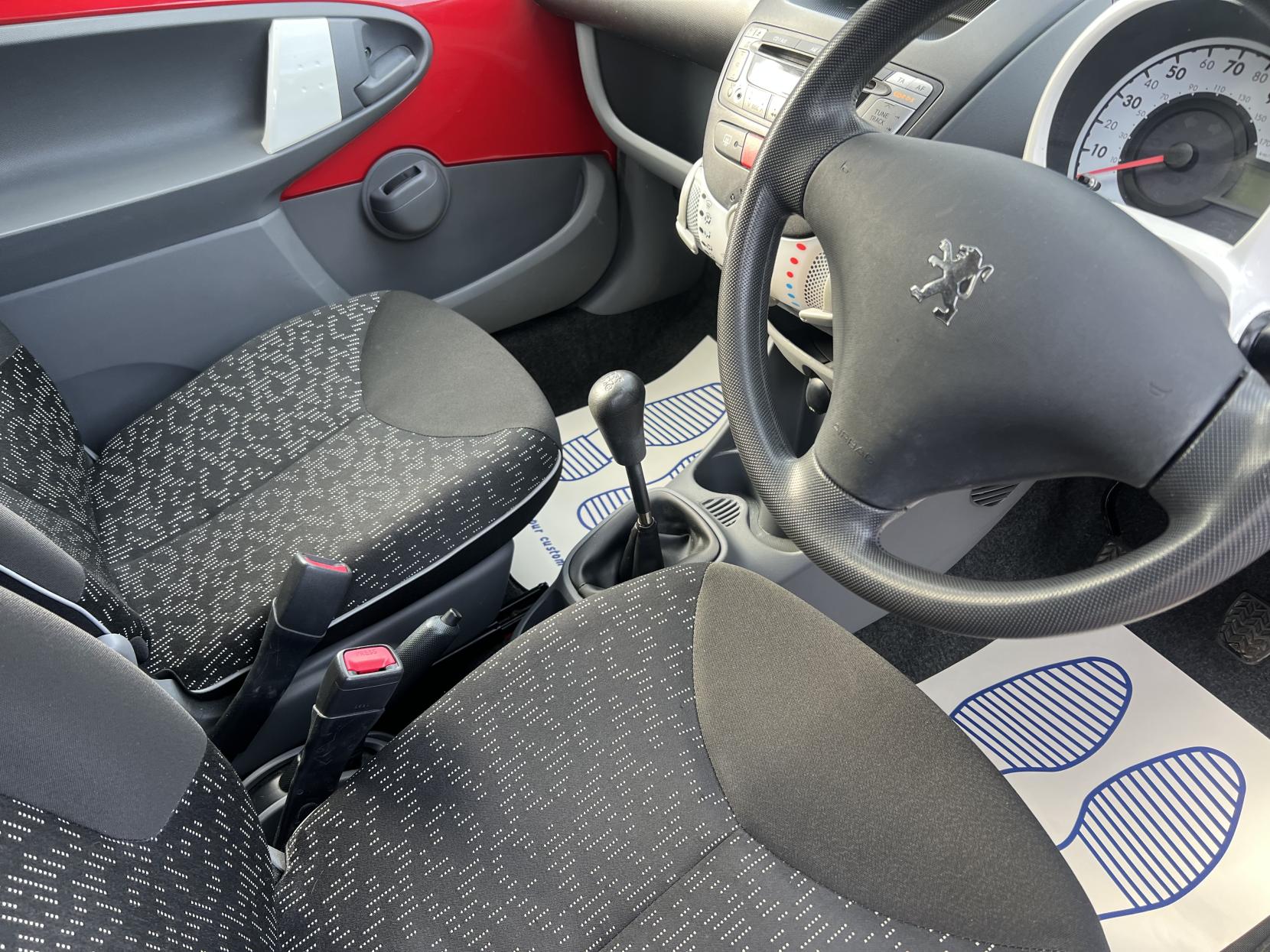 Peugeot 107 1.0 12V Sportium Hatchback 3dr Petrol Manual Euro 5 (68 ps)