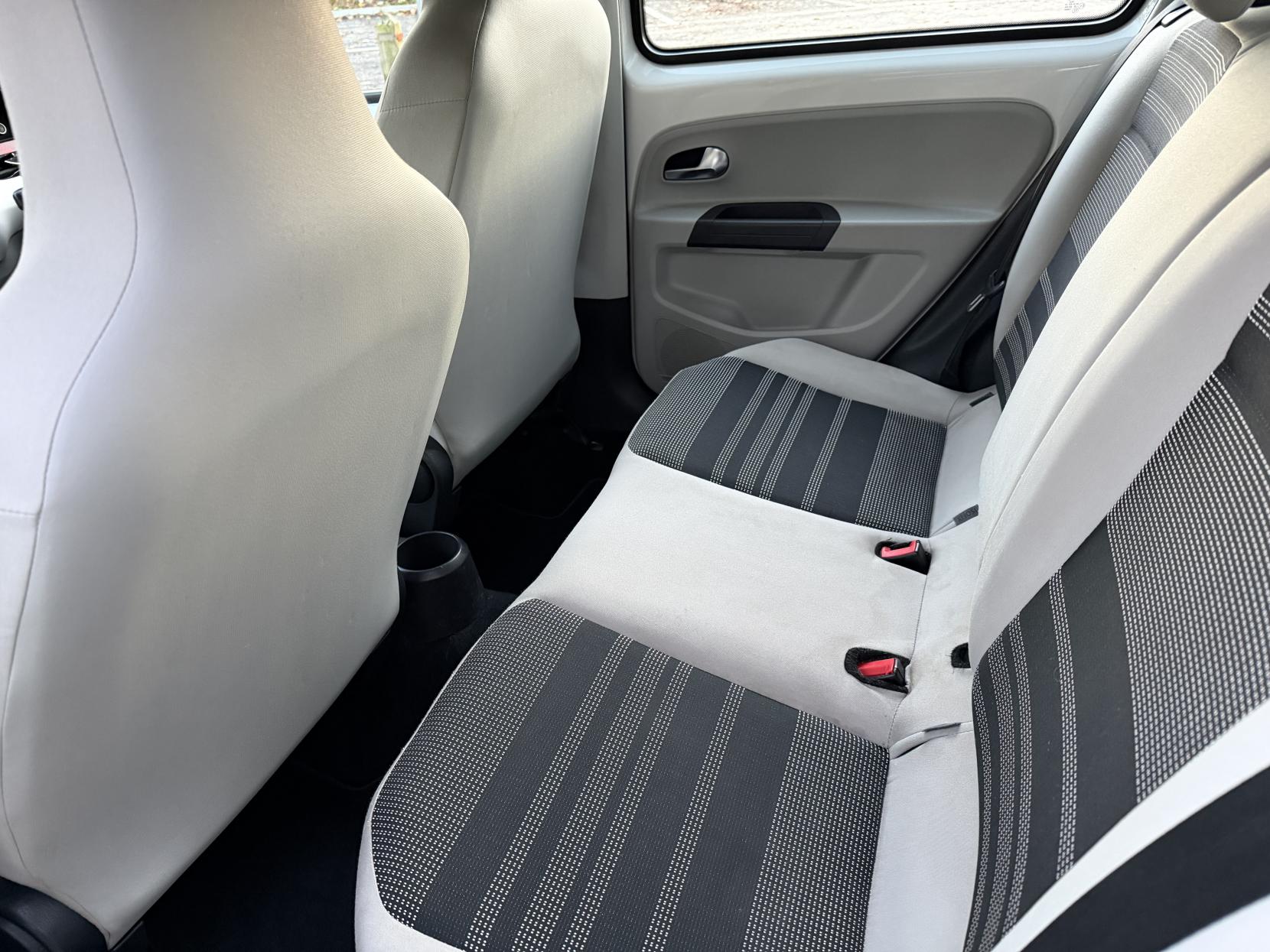 SEAT Mii 1.0 12v SE Hatchback 5dr Petrol Auto Euro 5 (75 ps)