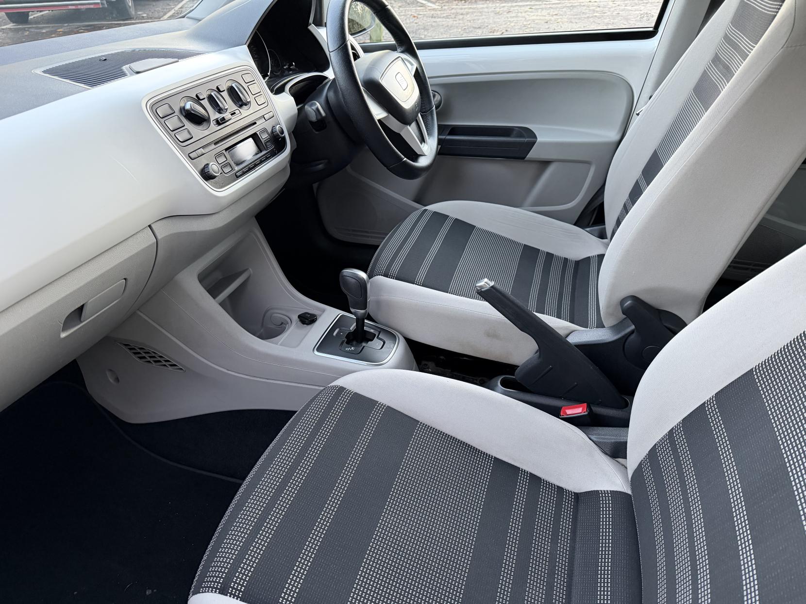 SEAT Mii 1.0 12v SE Hatchback 5dr Petrol Auto Euro 5 (75 ps)