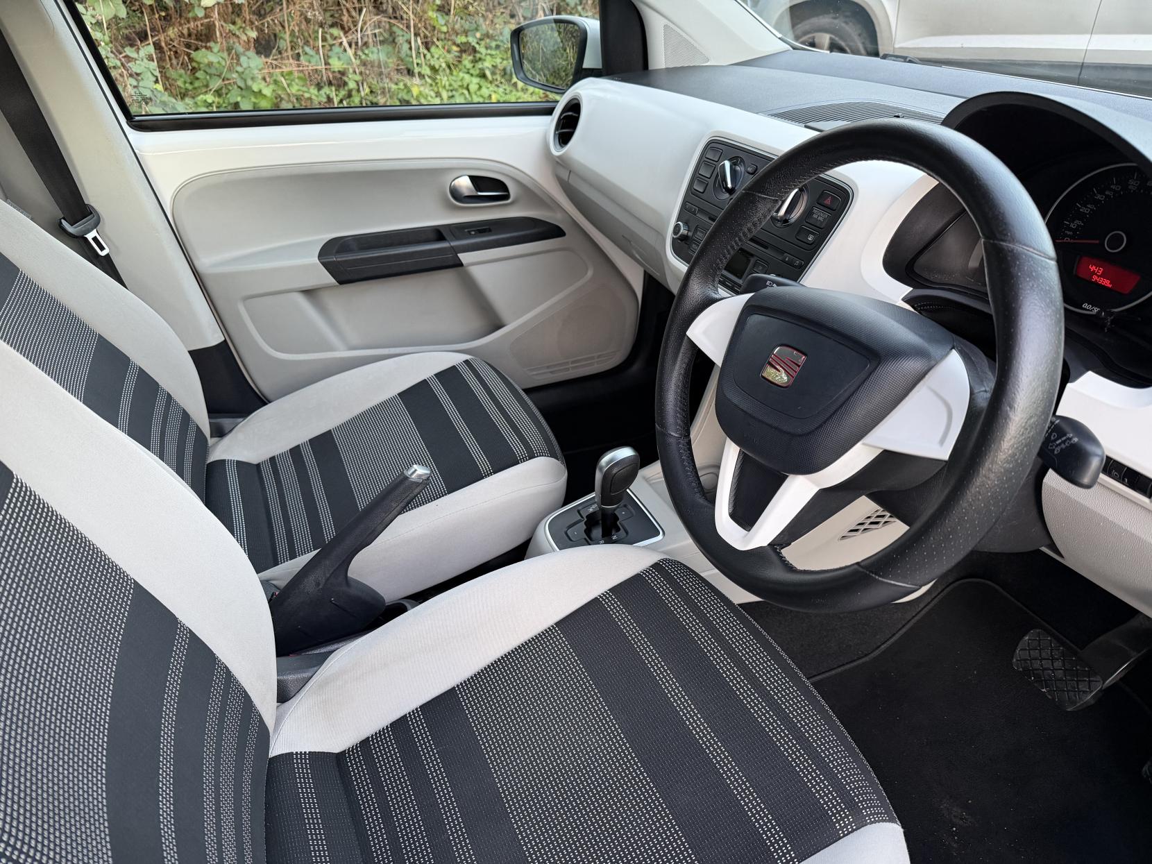 SEAT Mii 1.0 12v SE Hatchback 5dr Petrol Auto Euro 5 (75 ps)