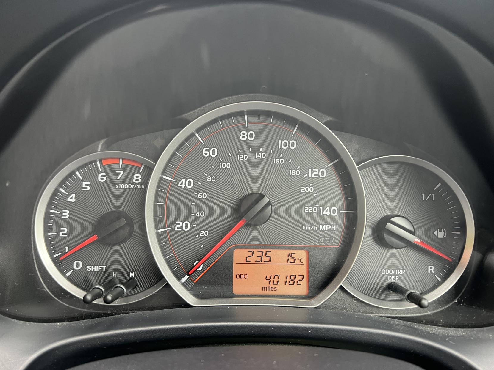 Toyota Yaris 1.33 Dual VVT-i TR Hatchback 5dr Petrol Manual Euro 5 (101 ps)