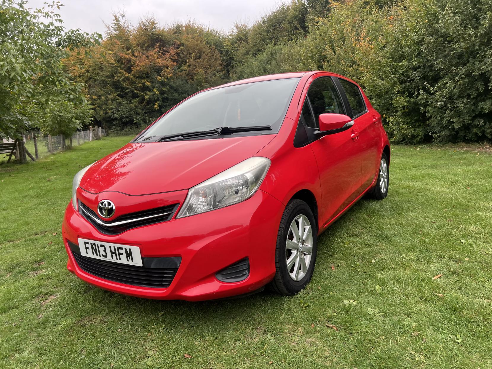 Toyota Yaris 1.33 Dual VVT-i TR Hatchback 5dr Petrol Manual Euro 5 (101 ps)
