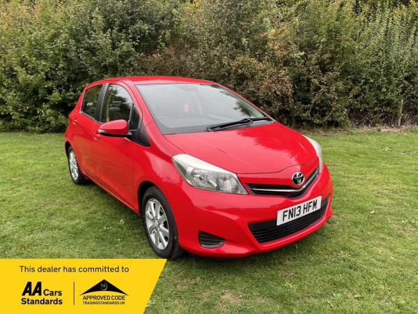 Toyota Yaris 1.33 Dual VVT-i TR Hatchback 5dr Petrol Manual Euro 5 (101 ps)