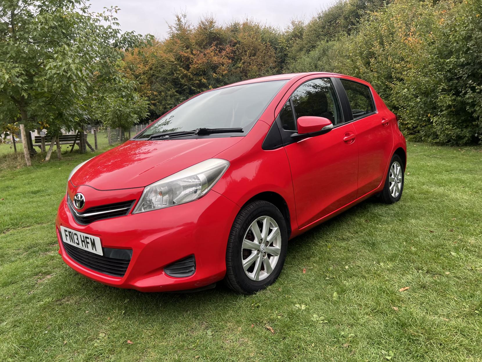 Toyota Yaris 1.33 Dual VVT-i TR Hatchback 5dr Petrol Manual Euro 5 (101 ps)