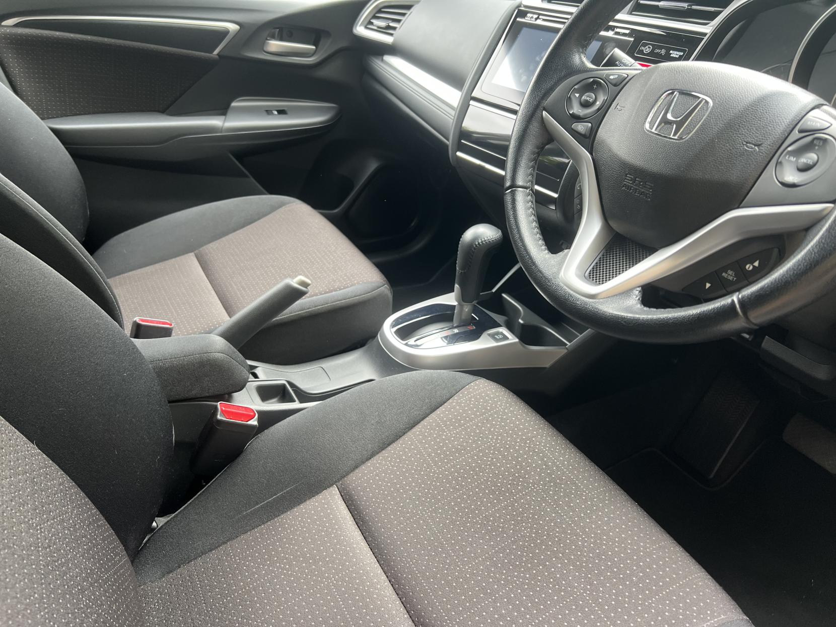 Honda Jazz 1.3 i-VTEC EX Hatchback 5dr Petrol CVT Euro 6 (s/s) (102 ps)