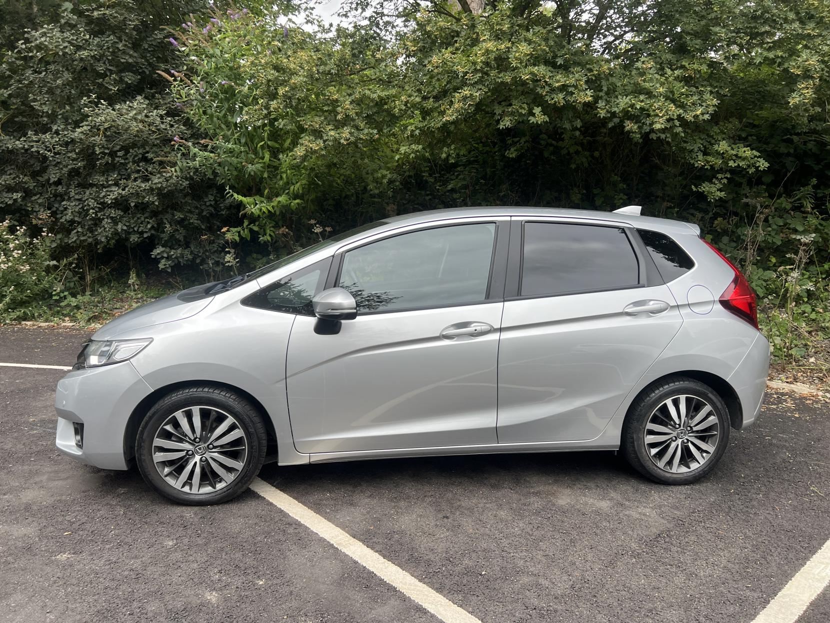 Honda Jazz 1.3 i-VTEC EX Hatchback 5dr Petrol CVT Euro 6 (s/s) (102 ps)