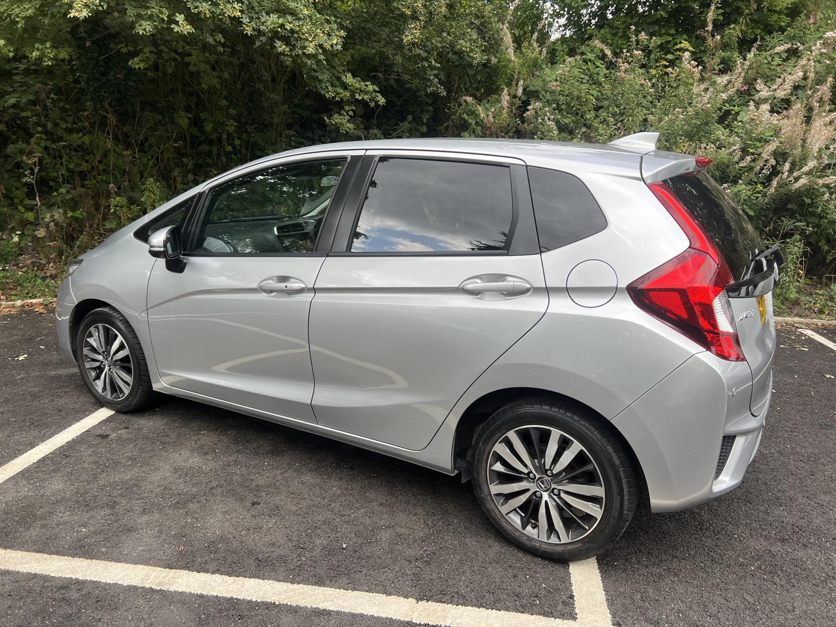 Honda Jazz 1.3 i-VTEC EX Hatchback 5dr Petrol CVT Euro 6 (s/s) (102 ps)