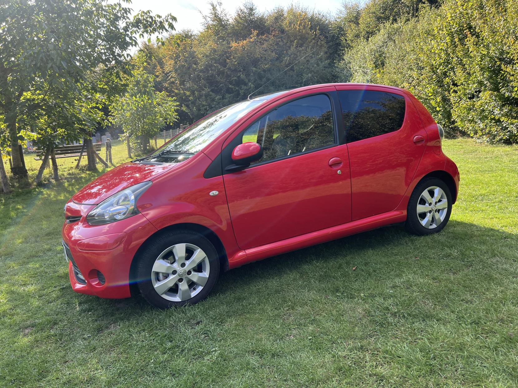 Toyota AYGO 1.0 VVT-i Move Hatchback 5dr Petrol Manual Euro 5 (68 ps)