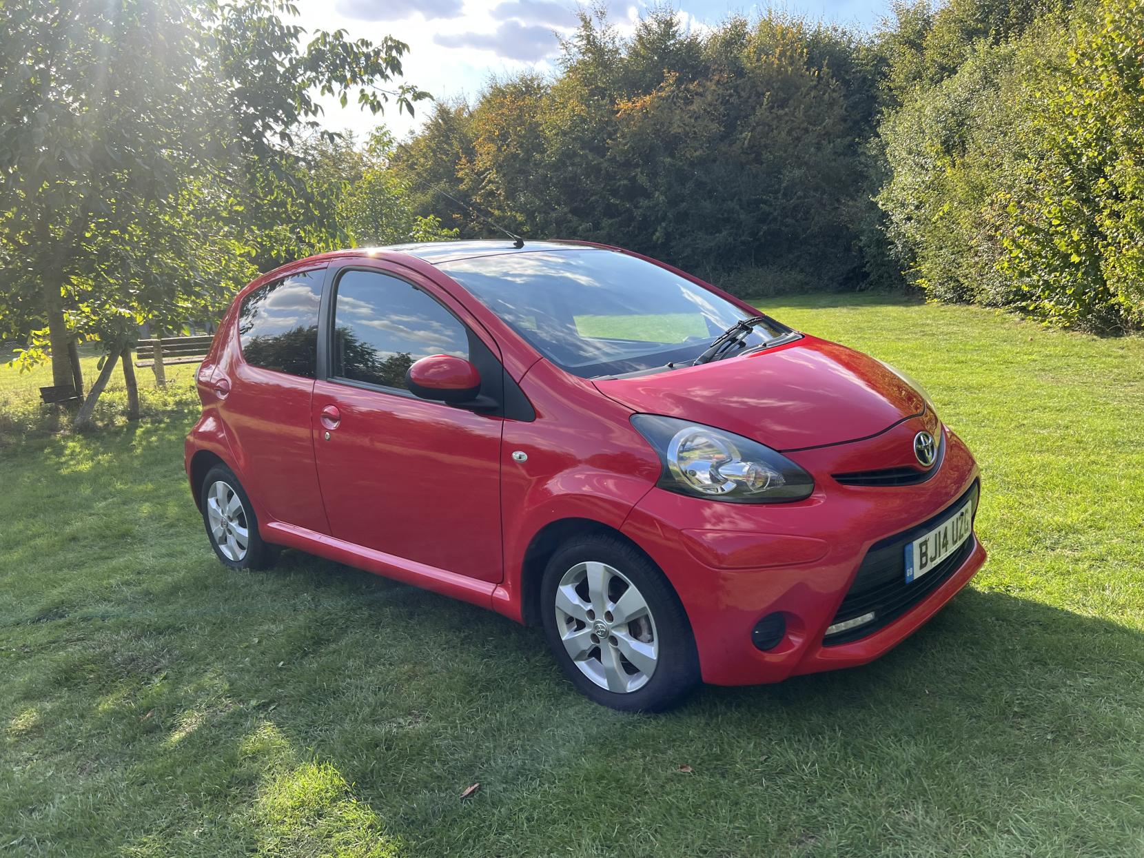Toyota AYGO 1.0 VVT-i Move Hatchback 5dr Petrol Manual Euro 5 (68 ps)