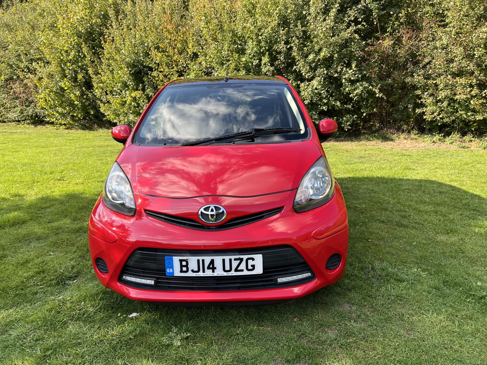 Toyota AYGO 1.0 VVT-i Move Hatchback 5dr Petrol Manual Euro 5 (68 ps)