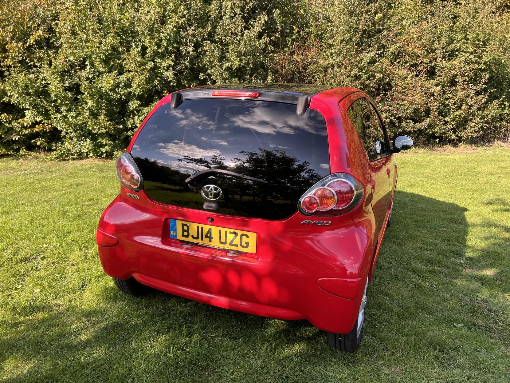 Toyota AYGO 1.0 VVT-i Move Hatchback 5dr Petrol Manual Euro 5 (68 ps)