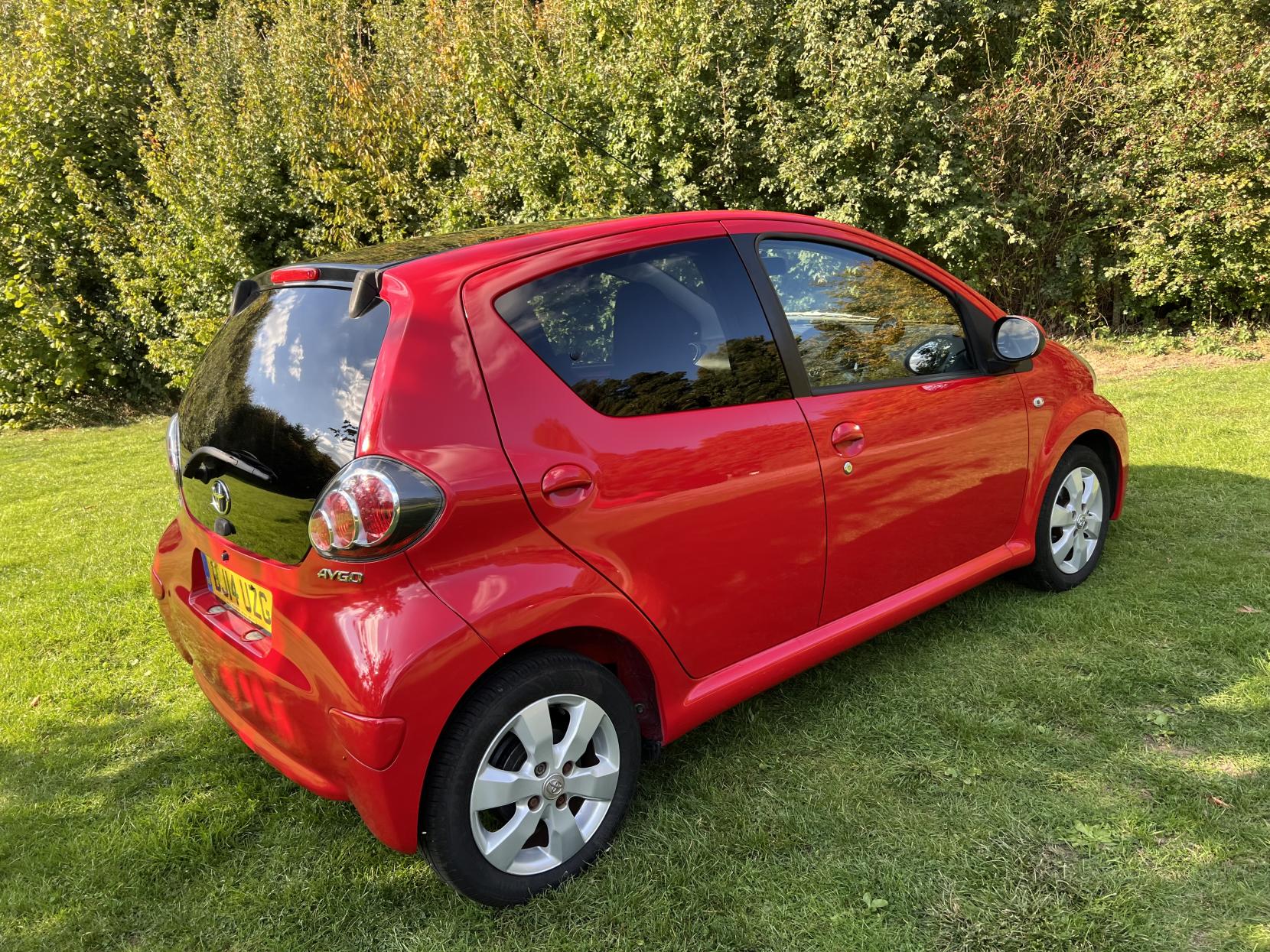 Toyota AYGO 1.0 VVT-i Move Hatchback 5dr Petrol Manual Euro 5 (68 ps)