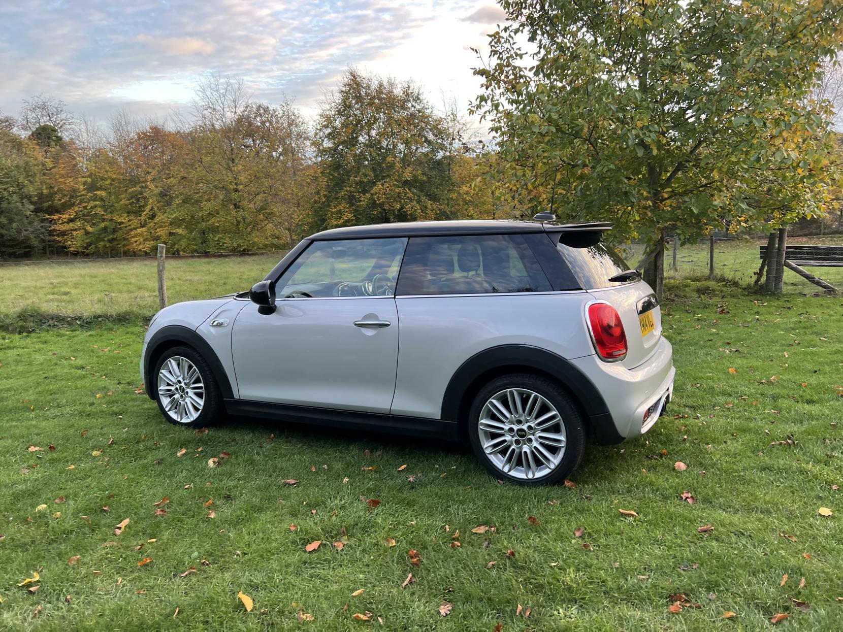 MINI Hatch 2.0 Cooper S Hatchback 3dr Petrol Manual Euro 6 (s/s) (192 ps)