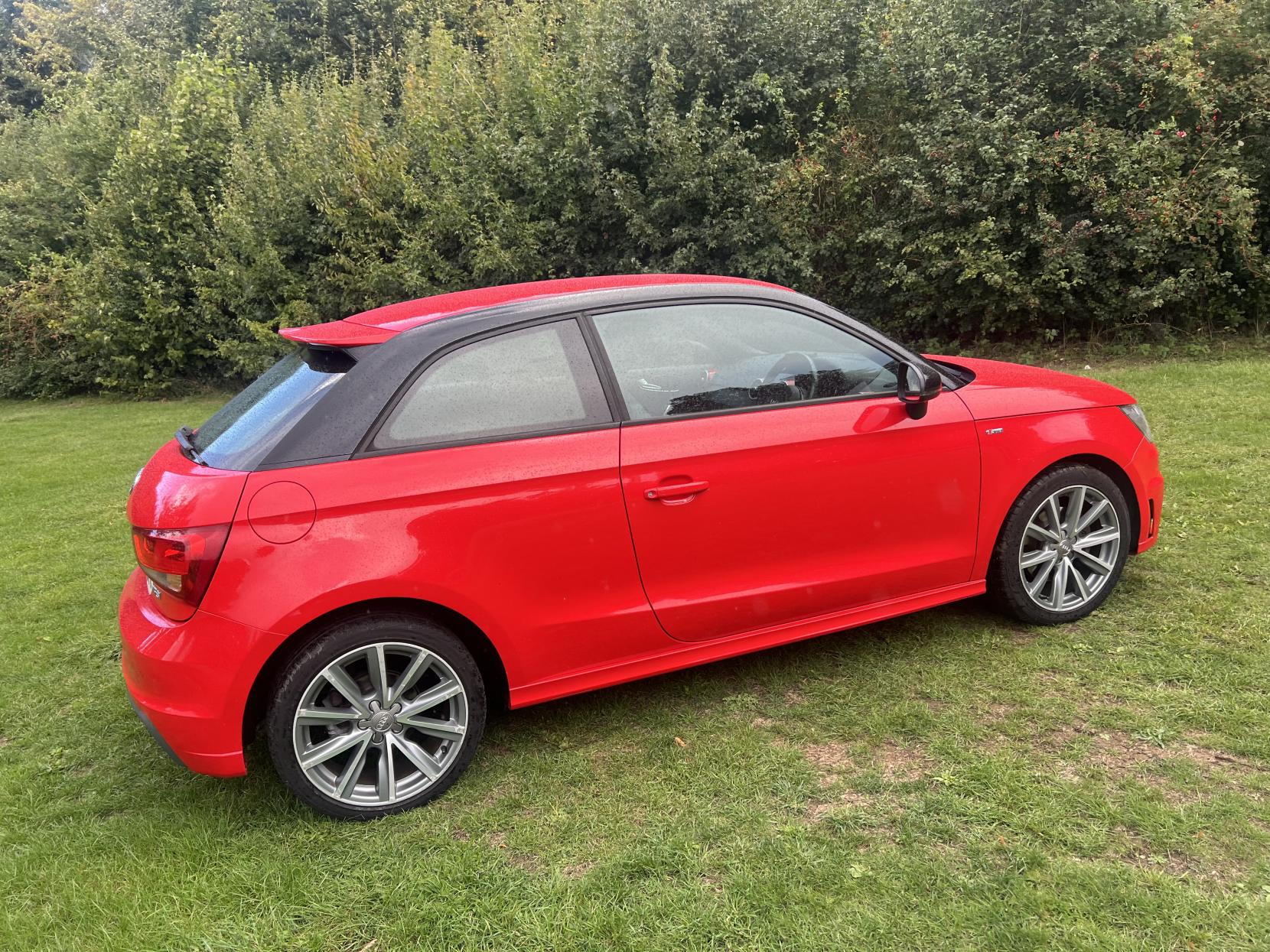 Audi A1 1.4 TFSI S line Style Edition Hatchback 3dr Petrol Manual Euro 5 (s/s) (122 ps)