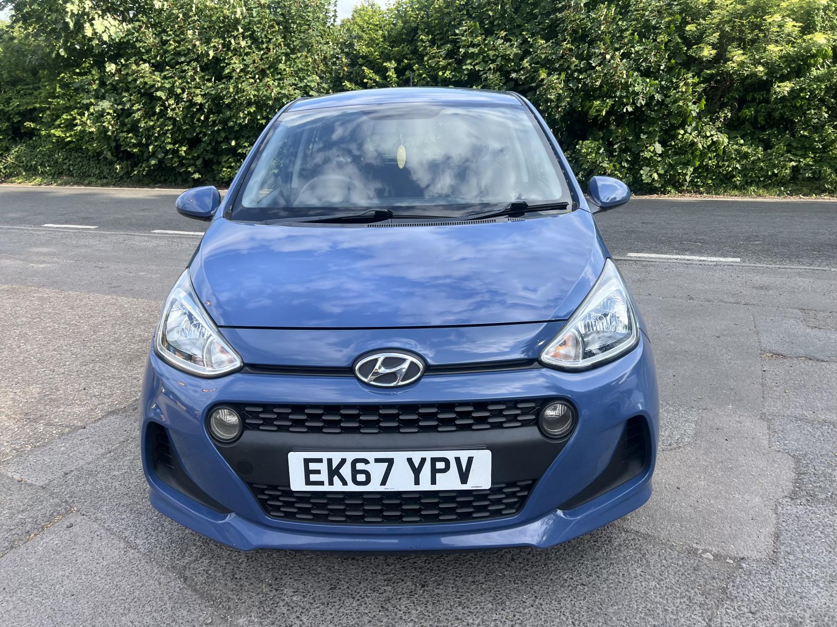 Hyundai i10 1.0 SE Hatchback 5dr Petrol Manual Euro 6 (66 ps)