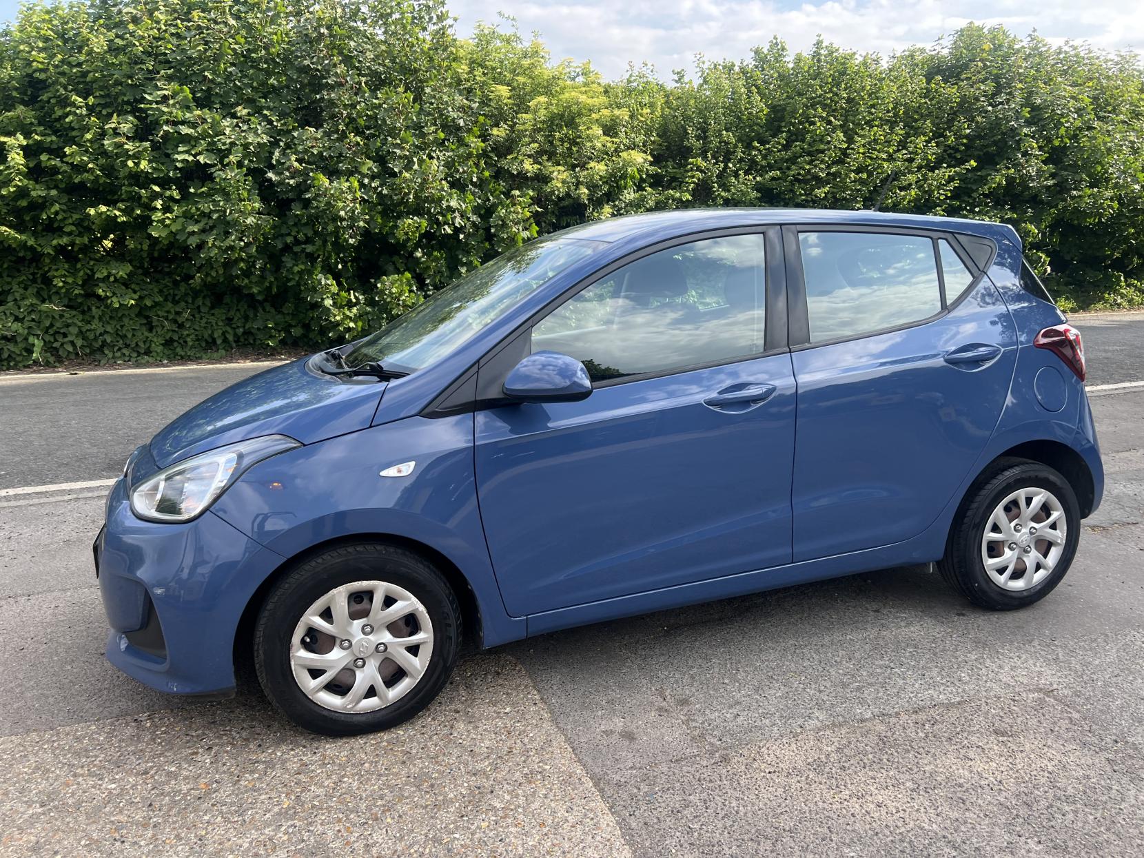 Hyundai i10 1.0 SE Hatchback 5dr Petrol Manual Euro 6 (66 ps)